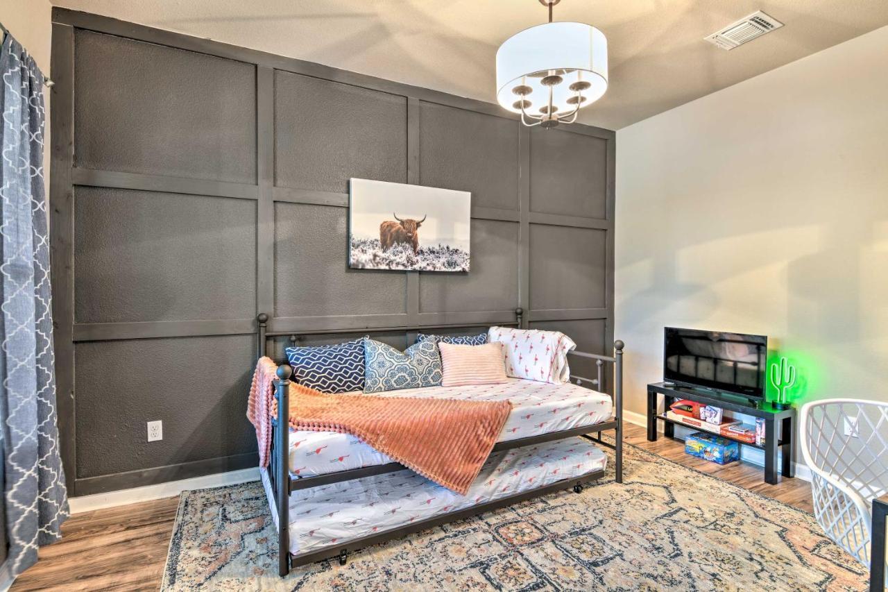 Charming San Antonio Home About 4 Mi To Downtown Exterior photo